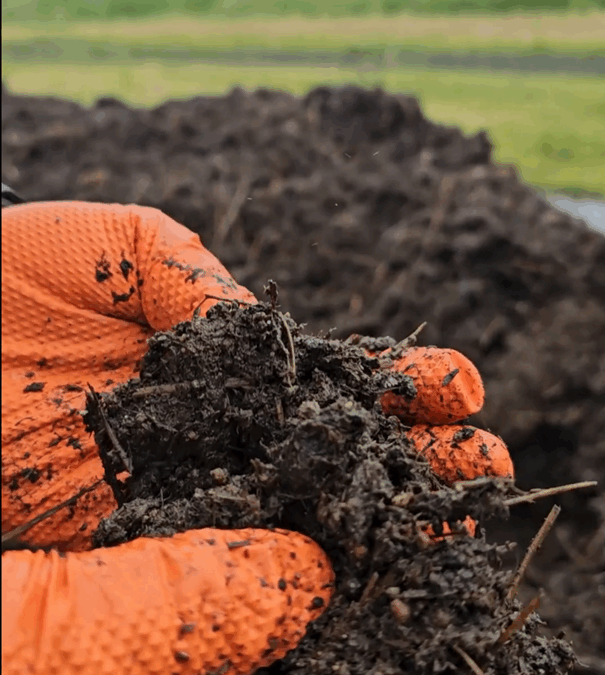 Slik komposterer vi på Mære